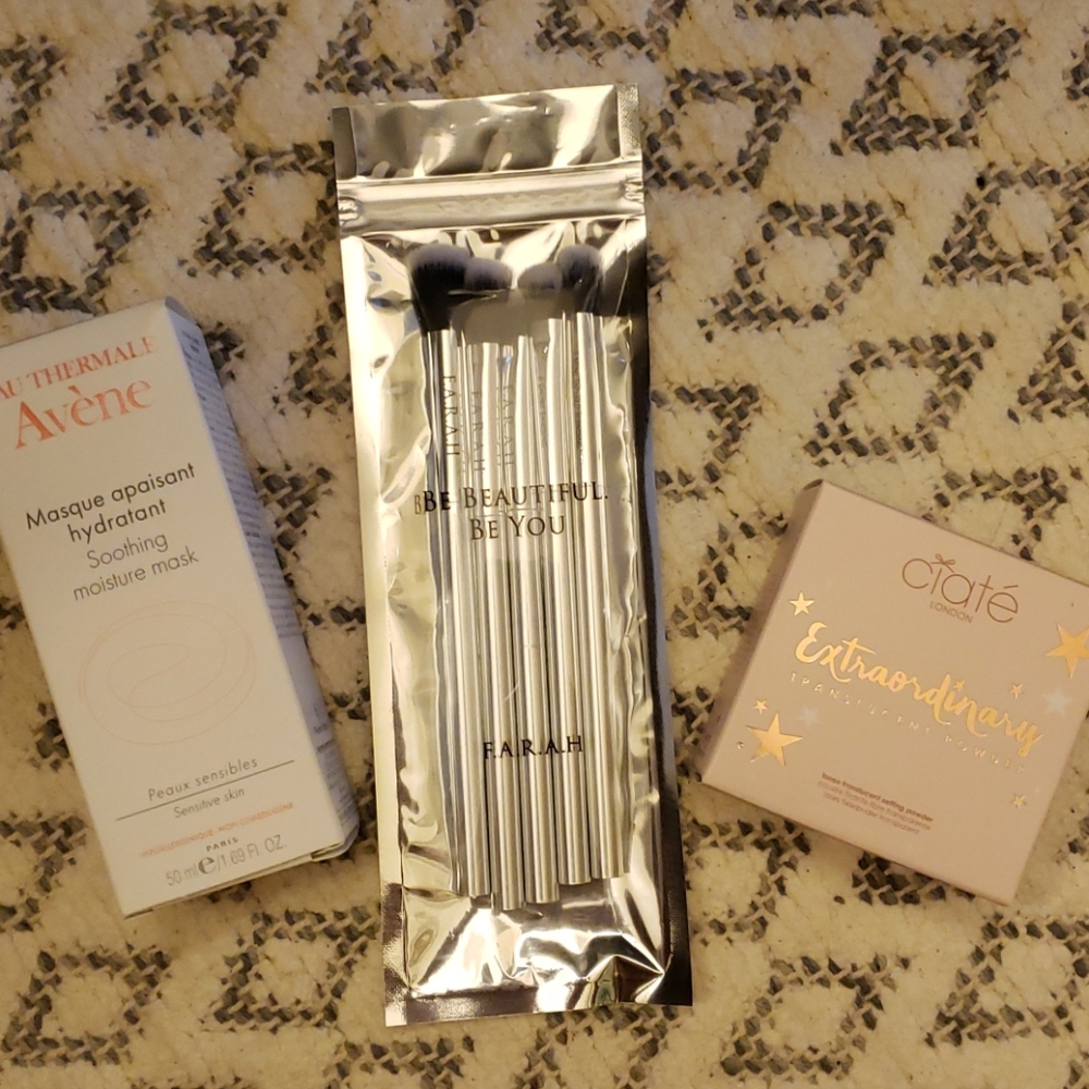 Bundle of brushes, skin care and powder